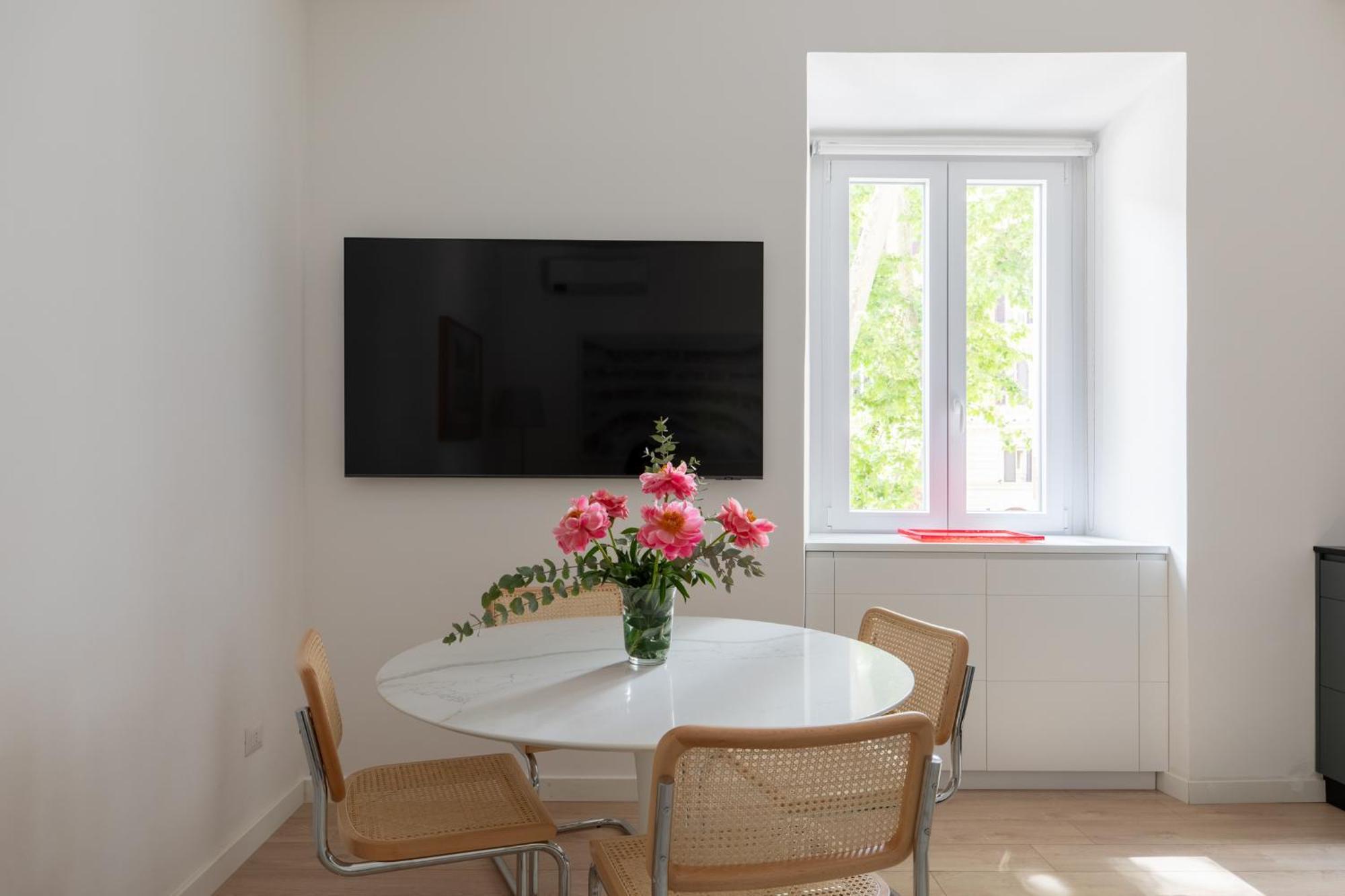 Iflat Vatican 2 Bedroom Design Apartment Рим Екстериор снимка